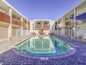 Arcos Phoenix Apartments - Phoenix, AZ