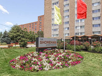 The Shoreham Apartments - Lakewood, OH