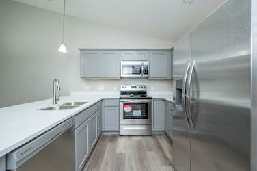 503 W Broadway St unit 1 - Colfax, IA