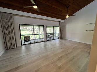 4038 Abbey Ct - Haines City, FL