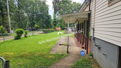 1831 Maple Ave - Florence, AL