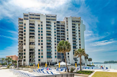 450 S Gulfview Blvd #405 - Clearwater, FL
