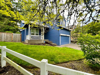 12241 SW 18th Ave - Portland, OR