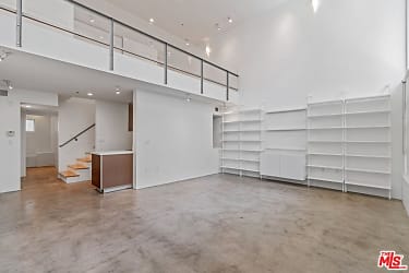 5806 Waring Ave #6 - Los Angeles, CA