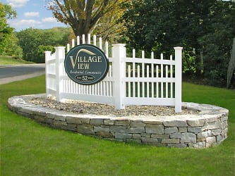 Village View Apartments - Deep River, CT