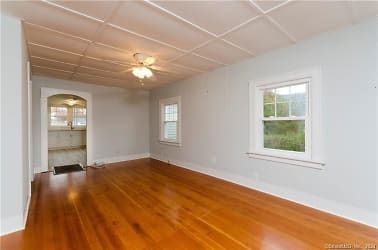 40 Portland Ave #2 - Old Lyme, CT