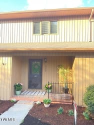 652 Fox Meadow Rd #652 - undefined, undefined