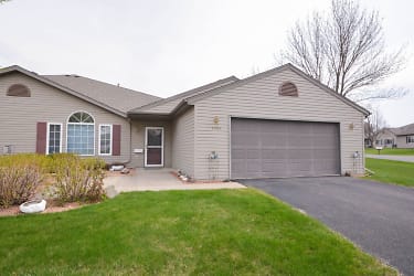 4904 33rd Ave NW - Rochester, MN