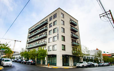 1919 NW Quimby St unit 502 - Portland, OR