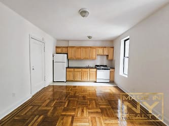 36-20 168th St unit 3M - Queens, NY