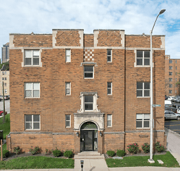 Devonshire Apartments - Indianapolis, IN