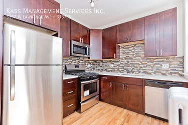 3137 W Lawrence Ave unit 3 - Chicago, IL