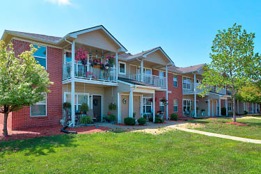 Delaware Trace Apartment Homes - Evansville, IN