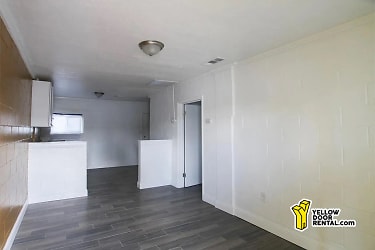215 W Lorena Ave - undefined, undefined