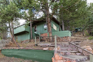 6691 Spruce Ave - Green Mountain Falls, CO