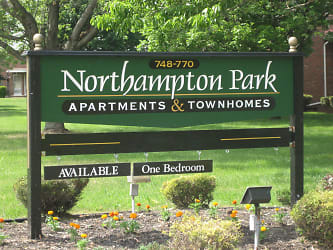 Northampton Apartments & Townhouses - Rochester, NY