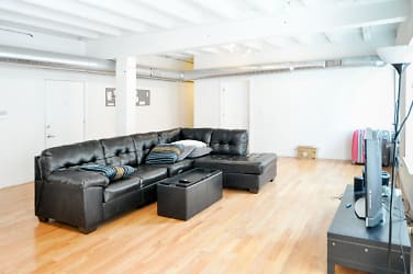 1150 N Milwaukee Ave unit 3D - Chicago, IL