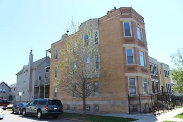 1657 N Maplewood Ave - Chicago, IL