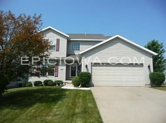 2280 Geode St - Marion, IA