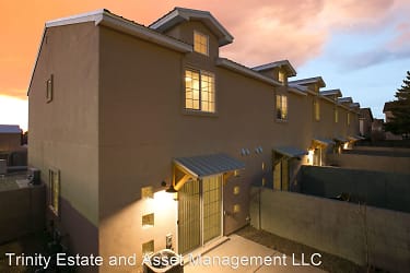Tramway Townhomes In NE-Sandia Foothills - Urban Living Double Master! Apartments - Albuquerque, NM