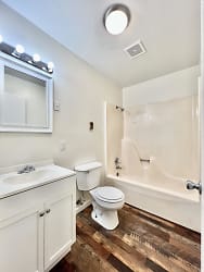 302 N Spring St unit 3 - undefined, undefined