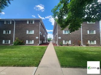 921 12th St unit 102 - Greeley, CO