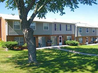 Sunridge Apartment And Townhomes - Flint, MI
