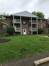 2615 Blake Ave NW - Canton, OH