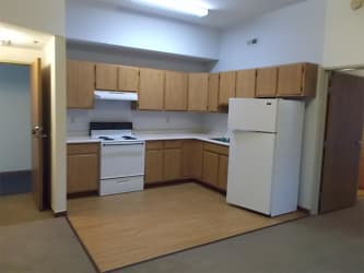 121 W Poplar St unit 605 - undefined, undefined