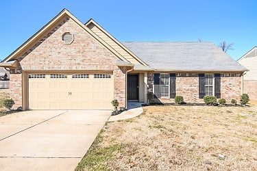 8137 Park Pike - Southaven, MS