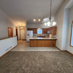 10973 177th Ct NW - Elk River, MN