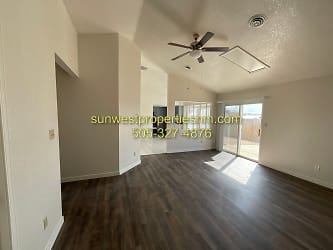 4611 Pacific St - undefined, undefined