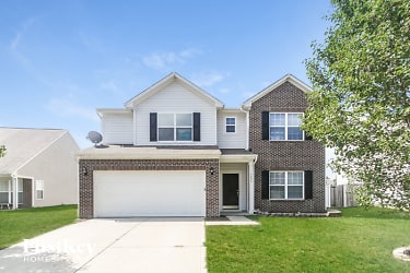 7546 Pipestone Dr - Indianapolis, IN