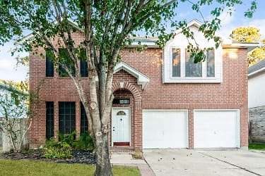 18930 Forest Trace Dr - Humble, TX