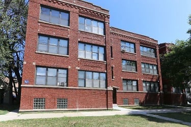 3823 N Drake Ave - Chicago, IL