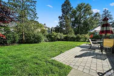 14 Ramsey Terrace - Fair Lawn, NJ