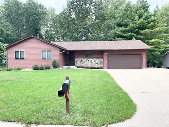 17175 Hershey Ct - Lakeville, MN
