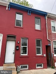925 Crosby St - Chester, PA