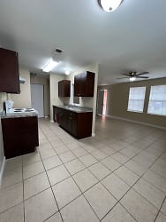 200 Hunters Ln unit 221 - undefined, undefined