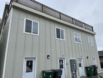 314 S Asbury St unit 2 - Moscow, ID