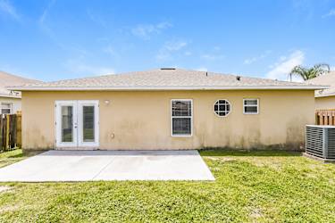 5171 Silver Thistle Ln - Saint Cloud, FL