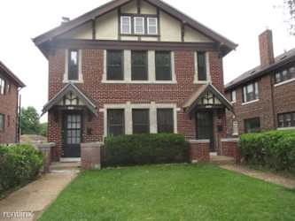 1079 Terrace Dr - Richmond Heights, MO