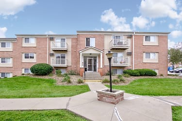 Westview Heights Apartments - Hubbard, OH