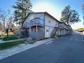 Cedar Studios Apartments - Campbell, CA