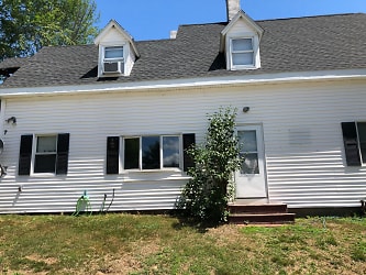 7 Crescent St - Pittsfield, NH