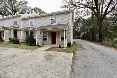 205 Marquette Ave #4 - Niceville, FL