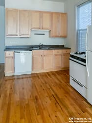 3309 N Southport Ave unit 3309-1F - Chicago, IL