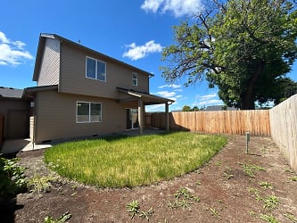 786 Maple St - Independence, OR