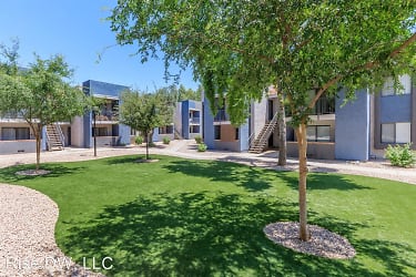 Rise Desert West Apartments - Phoenix, AZ