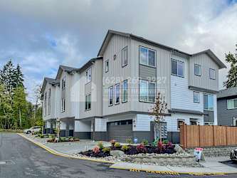 14707 87th Avenue SE D6 - Snohomish, WA